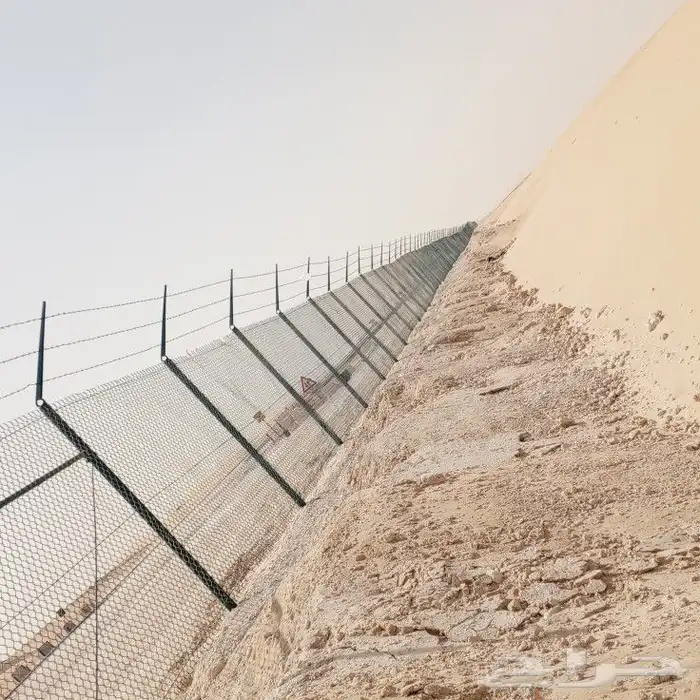مقاول شبوك ومظلات وهناجر 1