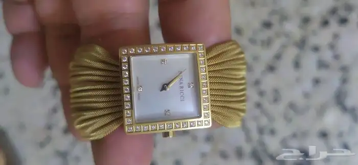 البيع ساعه نساء الماز سويسري 0