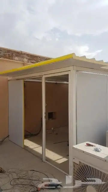 مظلات سيارات مستودع جميع انواع الحداده غرف سندوتش بنل 5سم 3