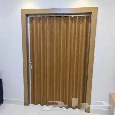ابواب سحب سحاب سحابة جلد وبلاستيك كورديون 1