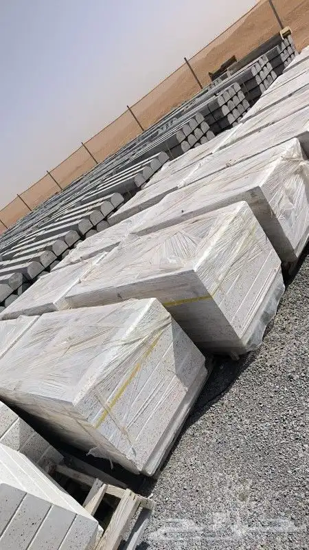 حواجز خرسانيه وزينة حدائق مناهيل مصدات قواعد اناره 4