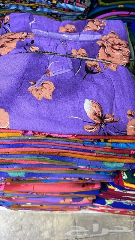 ملابس نسائي وبناتي 32