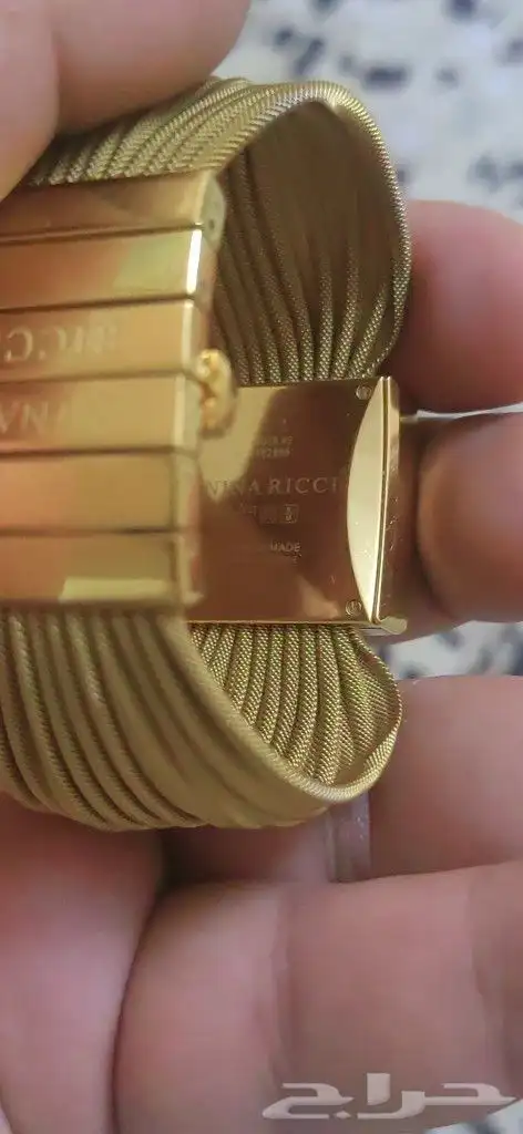 البيع ساعه نساء الماز سويسري 1