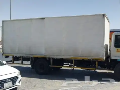 دينة لوري للنقل 6متر ونص مغلق مقفل للمشاوير والشحن 1
