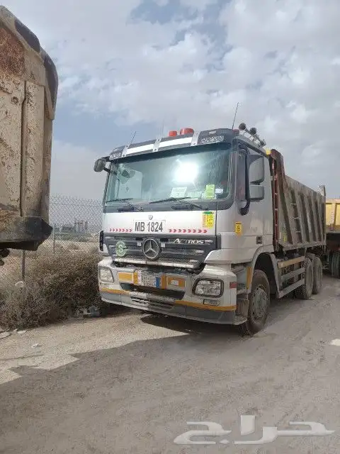 معدات للايجار اليومي والشهري والسنوي حفر ردم قطع 5