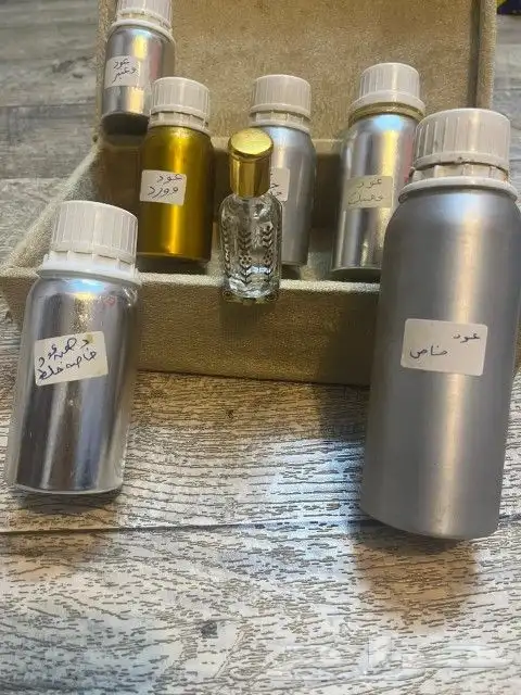 أدهان عود ب انواعها وخلطات عنبر ومسك وياسمين وورد وزعفران 18