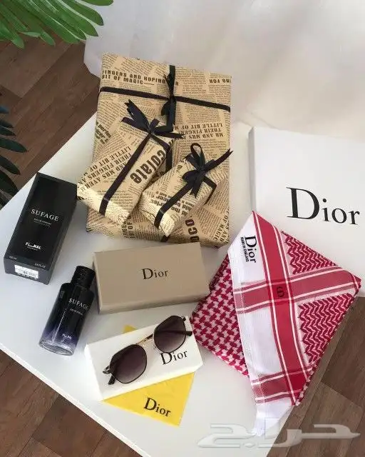 وفرت جميع انواع الهدايا الماركة 12