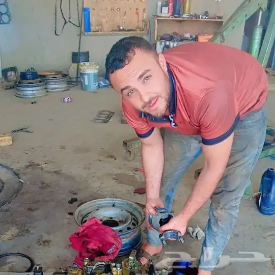 ميكانيكى سيارات صغير وكبير ديزل توضيب قير توضيب مكاين 2