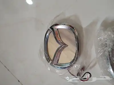 شعار سيارة مازدة للبيع جديدة كلها فيه عندي 7حبات 0