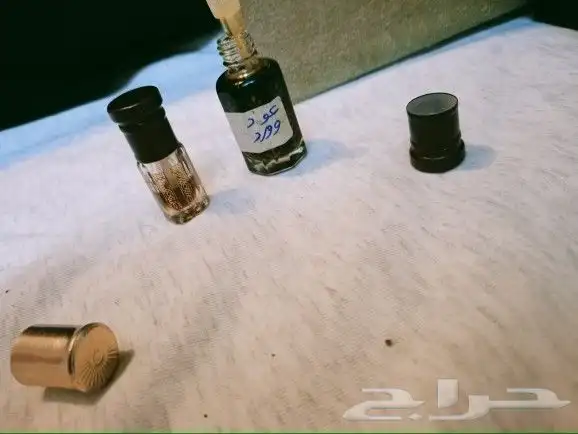 أدهان عود ب انواعها وخلطات عنبر ومسك وياسمين وورد وزعفران 15