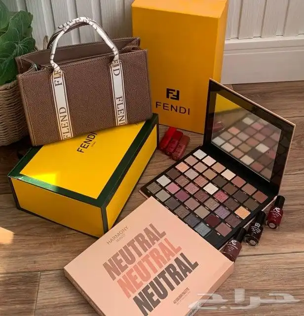 وفرت جميع انواع الهدايا الماركة 15