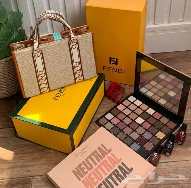 وفرت جميع انواع الهدايا الماركة 11