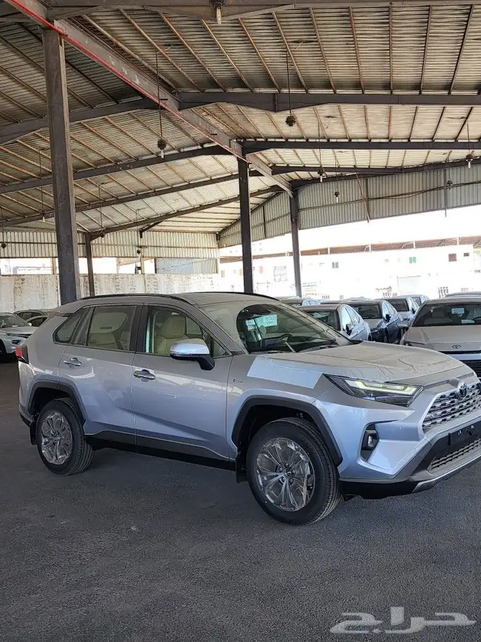 تويوتا راف LTD هايبرد 2025 1