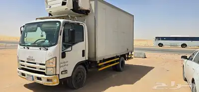 دينا 4 متر ونص تجميد تبريد للايجار الشهري مع السواق 0