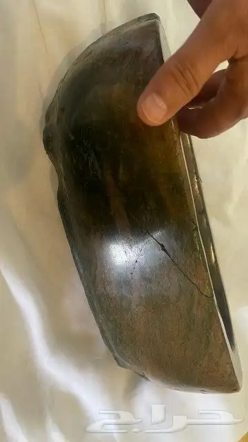 حجر عقيق أثري عباره عن وعاء وزنه سته ونص كيلوجرام جميل جدا 7