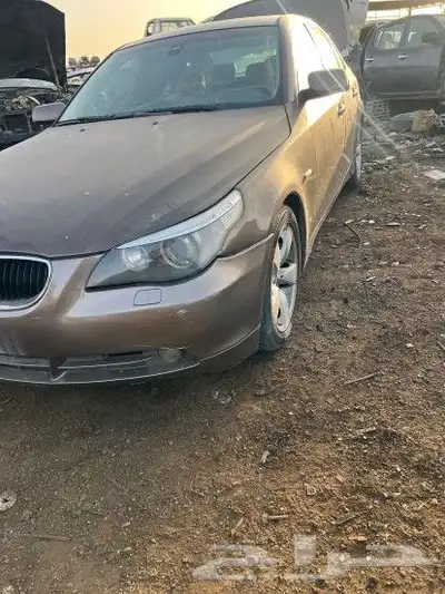 بي ام حجم520تشليح قطع غيار مويل 2007 5