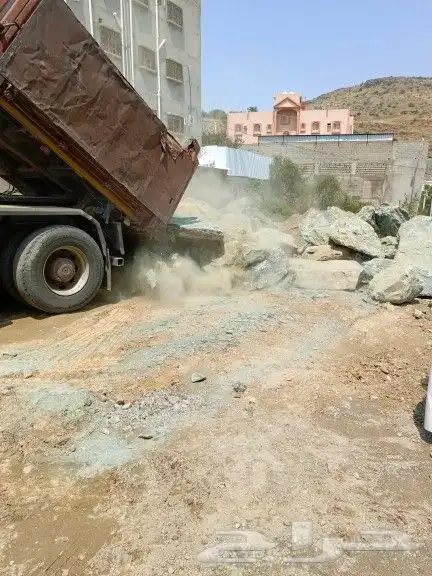 بكلين للاجار قص اراضي هد عماير بناء جدران حجر 7