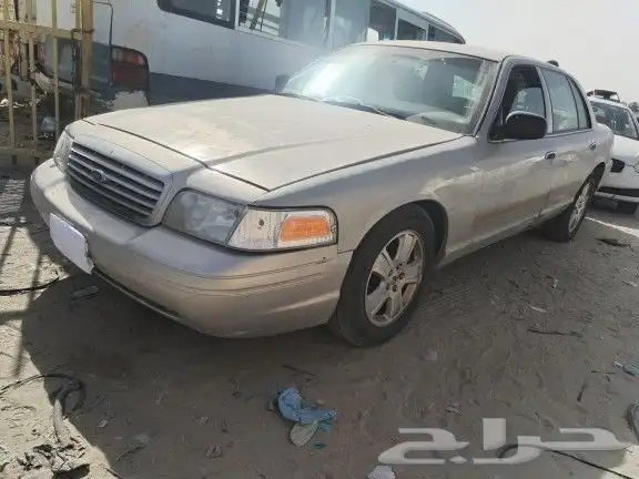 فورد فكتوريا 2011 سمني HG قطع غيار 0