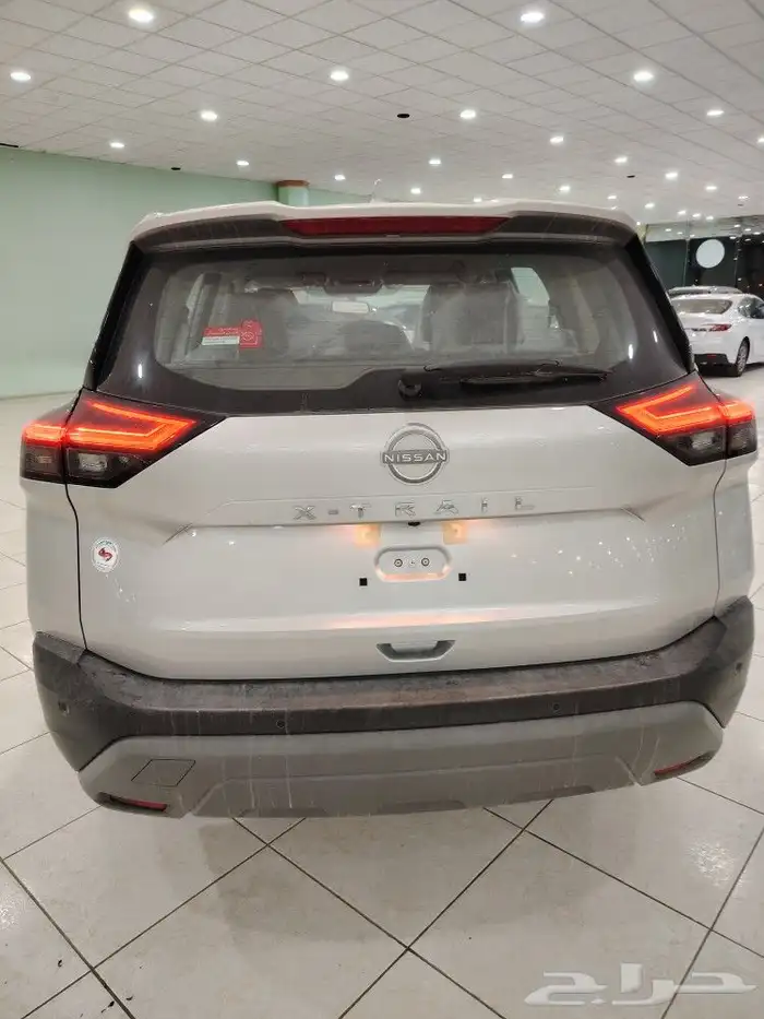 نيسان اكستريل استاندر دبل بنزين 5 مقاعد 2025 9