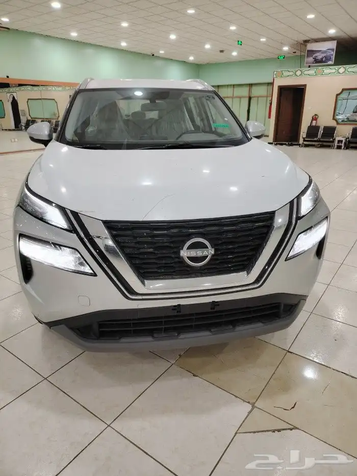 نيسان اكستريل استاندر دبل بنزين 5 مقاعد 2025 1