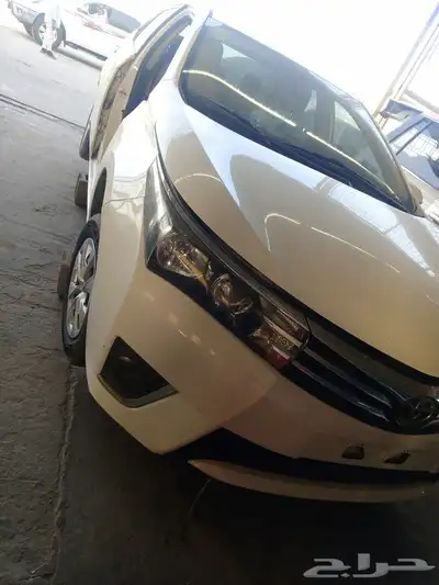 كورولا موديل 2015 قطع غيار فقط 4
