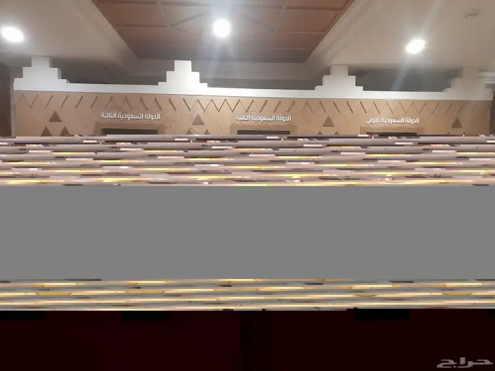 تفصيل ديكورات نجاره واعمال محلات ومكاتب 8