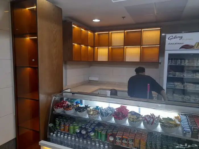 تفصيل ديكورات نجاره واعمال محلات ومكاتب 2