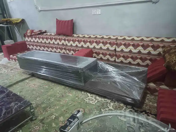 طاولة و بلازمة 3