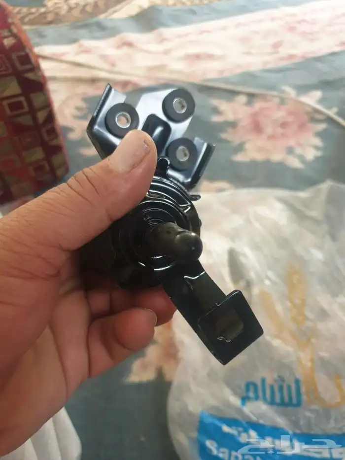 فلتر بنزين هايلكس 2015وكاله شرط جديده لم تستخدم 1