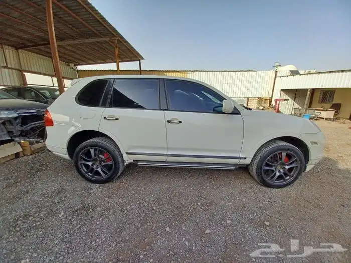 Porshe cayenne turbo 2