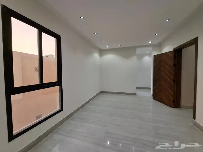 شقة فاخرة 360 متر بحي طويق بها مصعد خاص 14