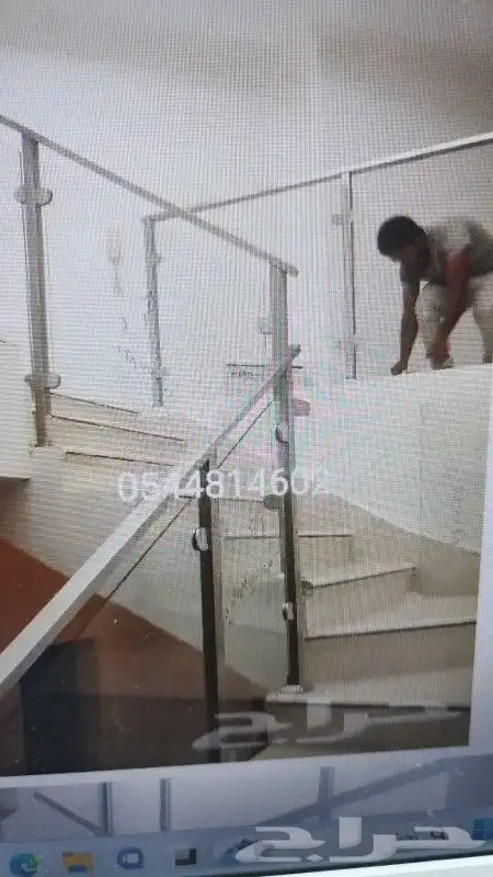 درابزين سلم من الزجاج 12مم سيكوريت تركيب جانبي 2