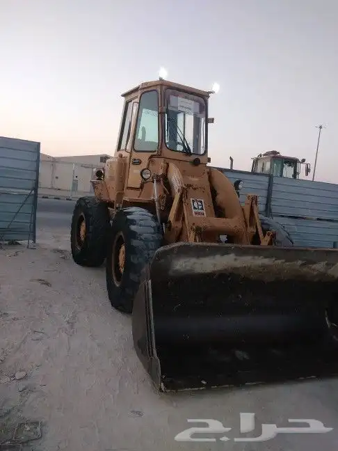 شيول تأجير باليوم وبالشهر _ ميدات _ كراسي _ نقل دفان _ ترحيل 1