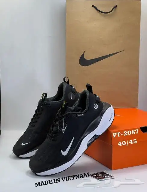 شوزات نايك زوم اكس Nike React x 4 شوزات m2k 0
