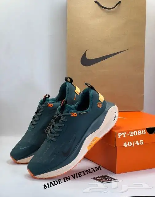 شوزات نايك زوم اكس Nike React x 4 شوزات m2k 2