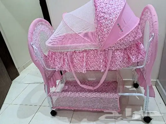 سرير اطفال 1