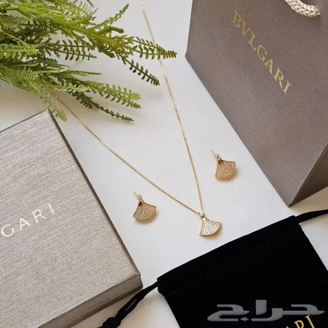 أطقم ماركات 150 ريال 1