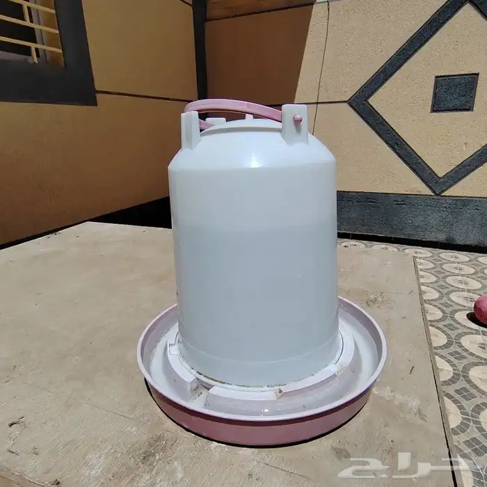 شبك حمام معه سقايه مويه 4