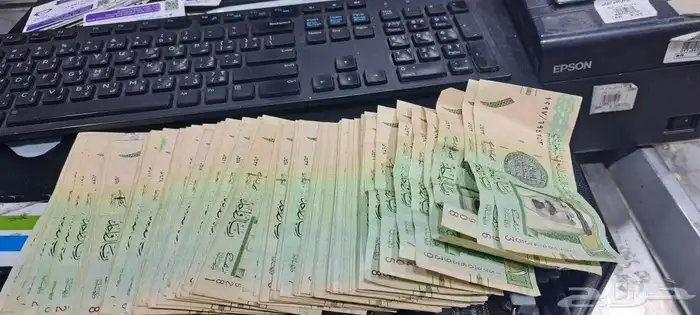 ريالات ورقيه جديدة جديده جديد ريالات ورقيه جديدة 0