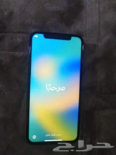 أيفون x الجوال اخوي جديد بس في المشكله الشبكه الضعيف السوم 0