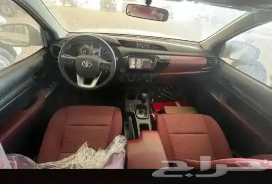 تويوتا هايلوكس DLS بريمي 2025 12