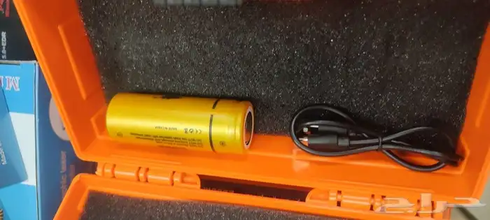 كشاف يدوي لومز 2000 3