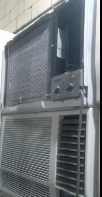 شباك مكيفات مستعمل نظيف كويس 1