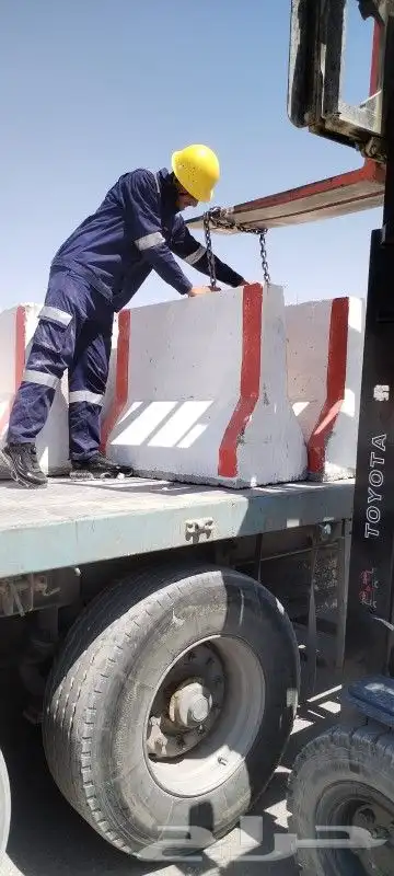 معدات ثقيلة روافع سطحات كرينات 0