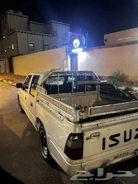 للبيع سيزوز مديل 2000 3
