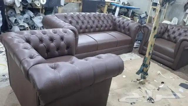 جديد كنب جلد 5 و 7 نفر طقم متوفر مع طاولة 4