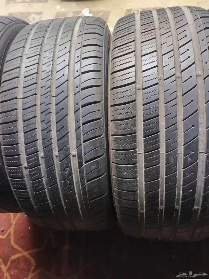 أربع كفرات كومهو كوري 225 50 18 1