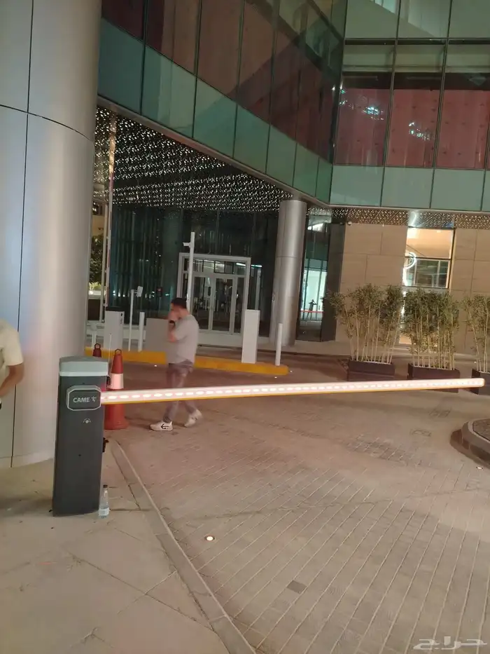 تركيب وبرمجه بوابات مرور السيارات الإلكترونية Gate Barrier 7