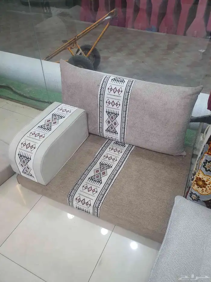 شركة روشن للأثاث و السجاد 9