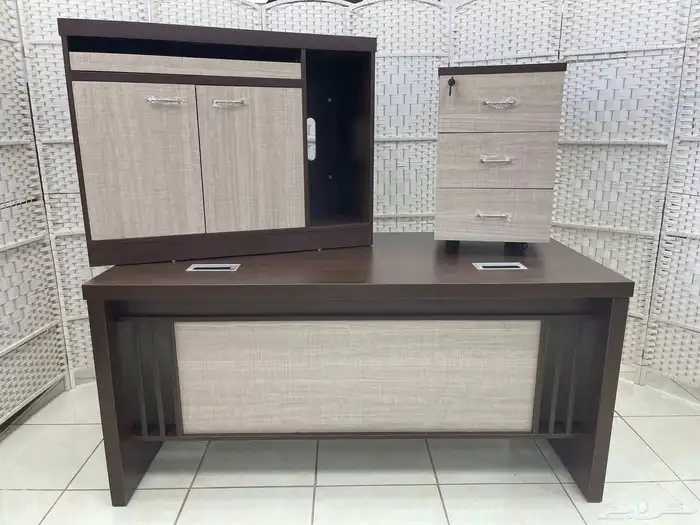 مكتب مدير فخم طقم كامل مكتب  رسي وركستيشن كاؤنتر استق 12